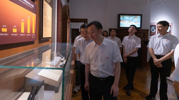 图片3.jpg 澳门新葡萄新京威尼斯黄