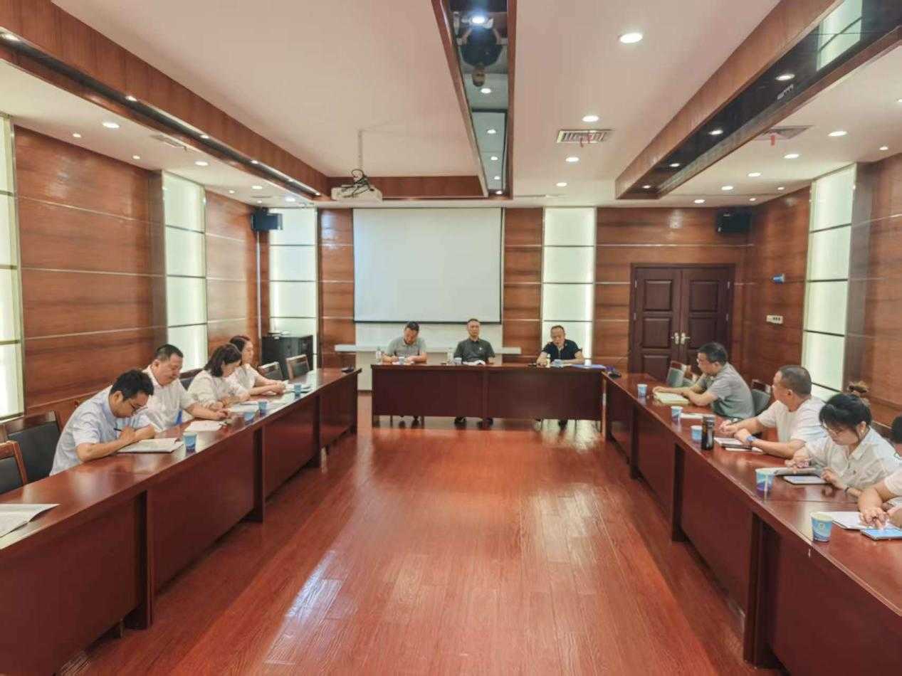 �����������¾�����˹��