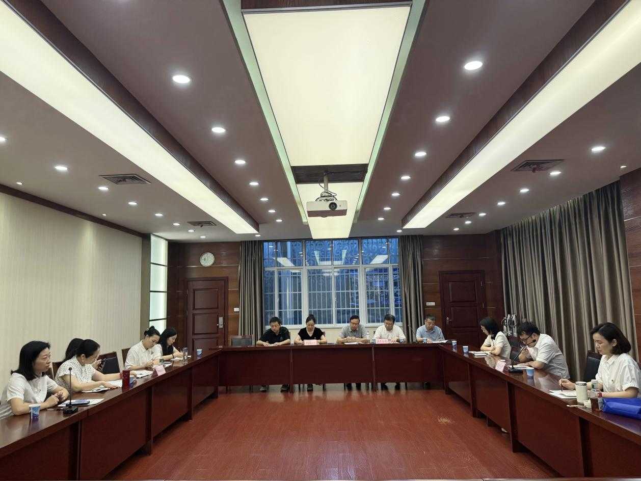 �����������¾�����˹��