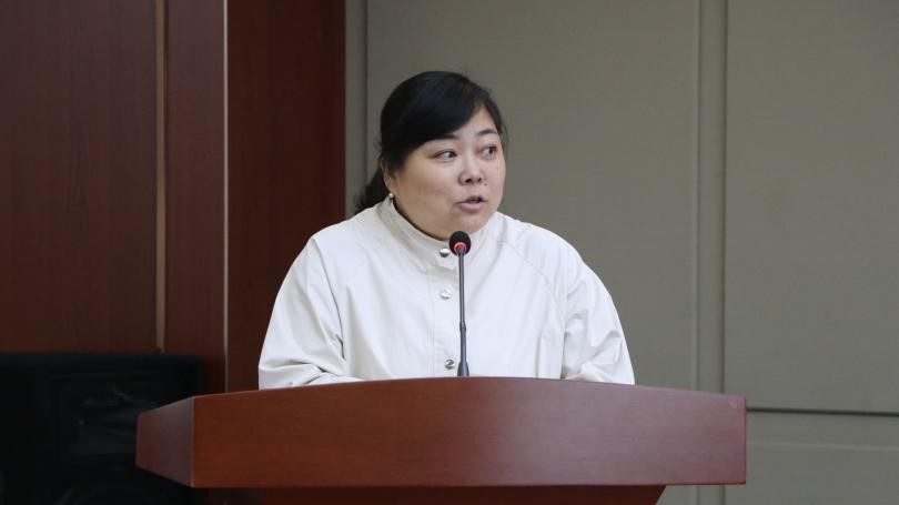 �����������¾�����˹��