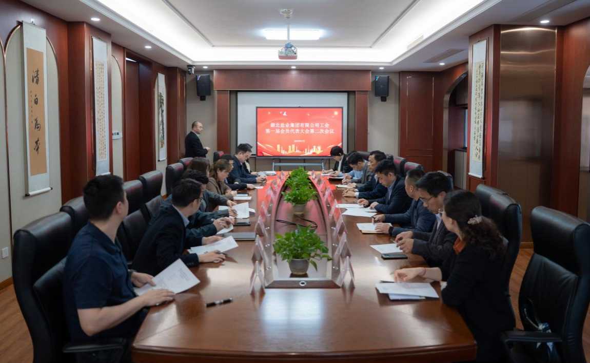 �����������¾�����˹��