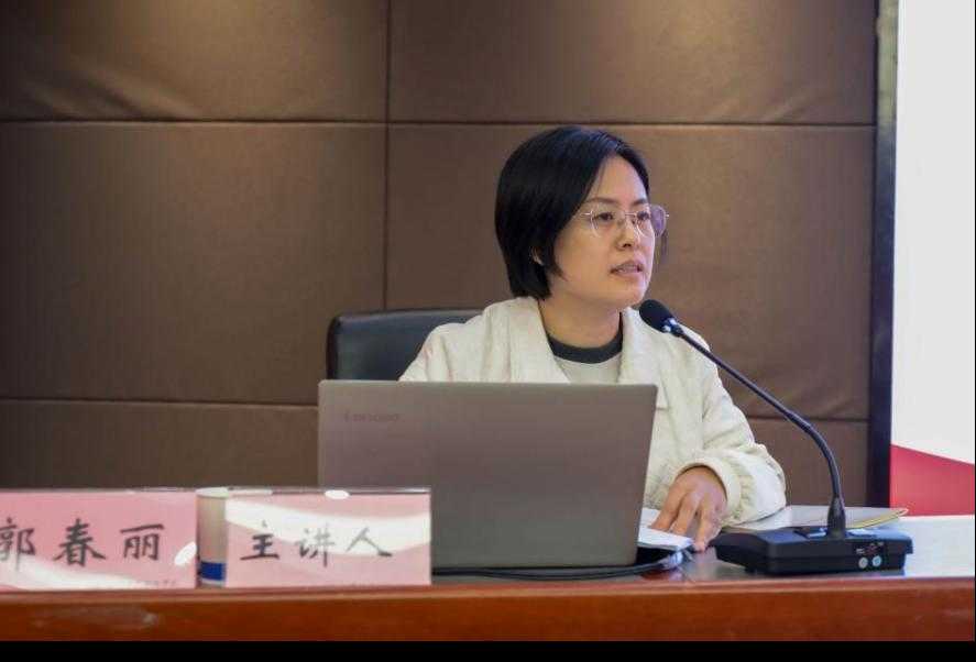 �����������¾�����˹��