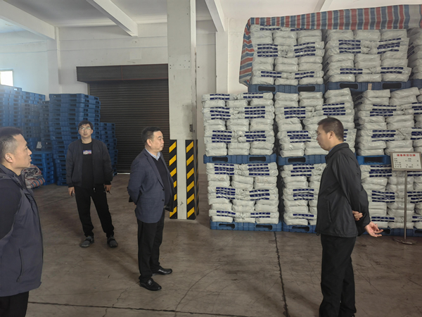 �����������¾�����˹��