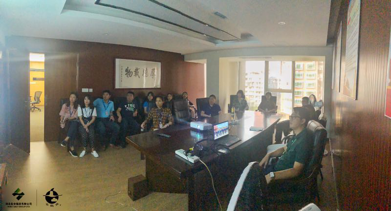 �����������¾�����˹��