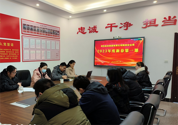 �����������¾�����˹��