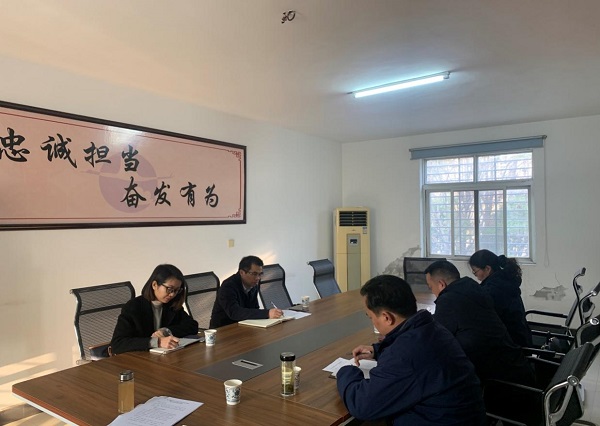 �����������¾�����˹��