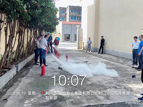 �����������¾�����˹��