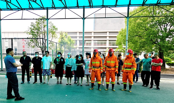 �����������¾�����˹��