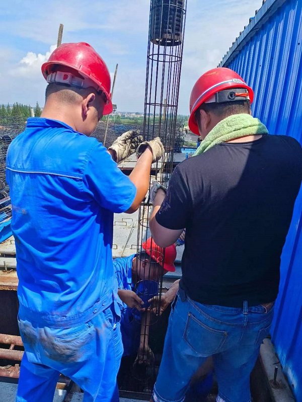 �����������¾�����˹��