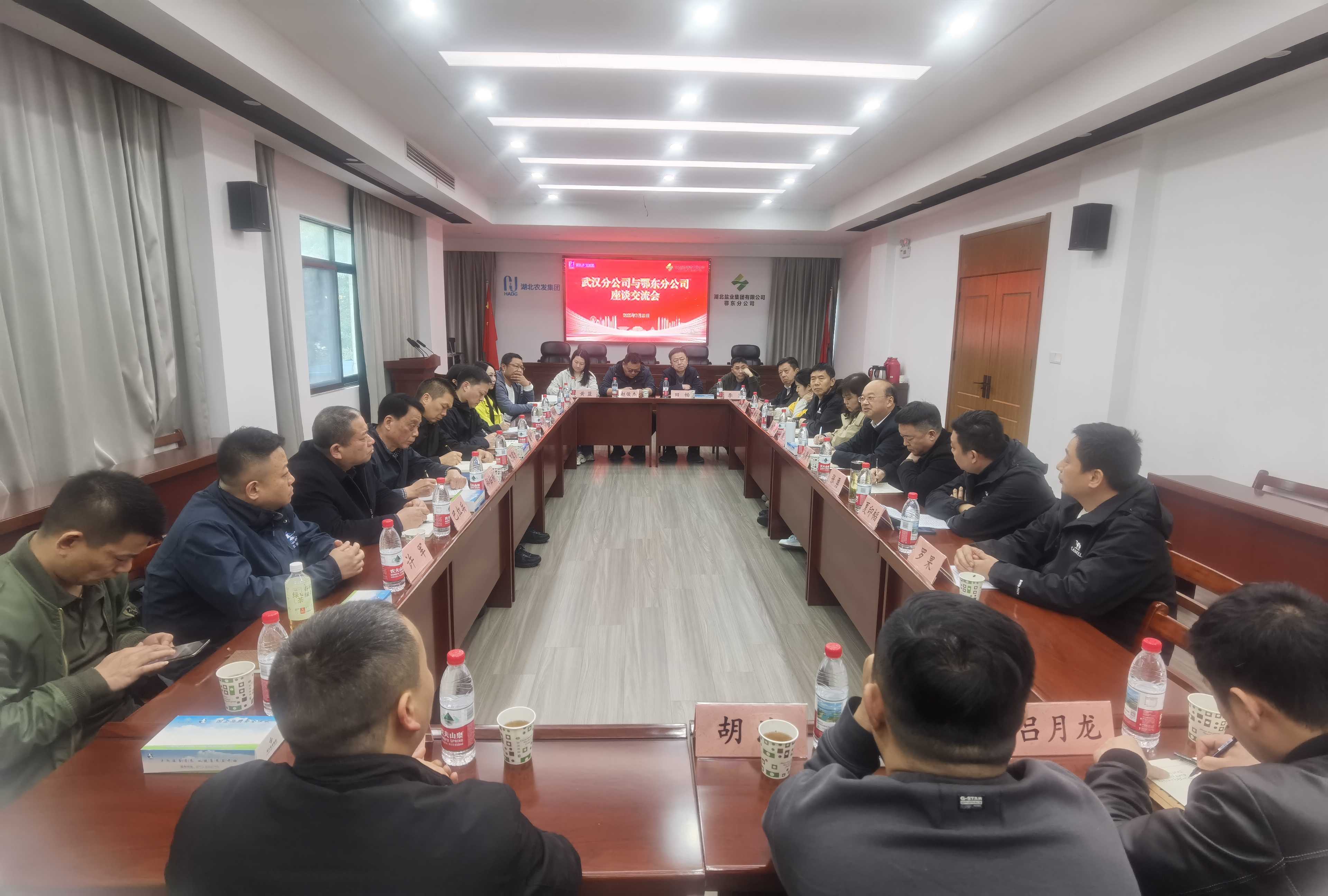 �����������¾�����˹��