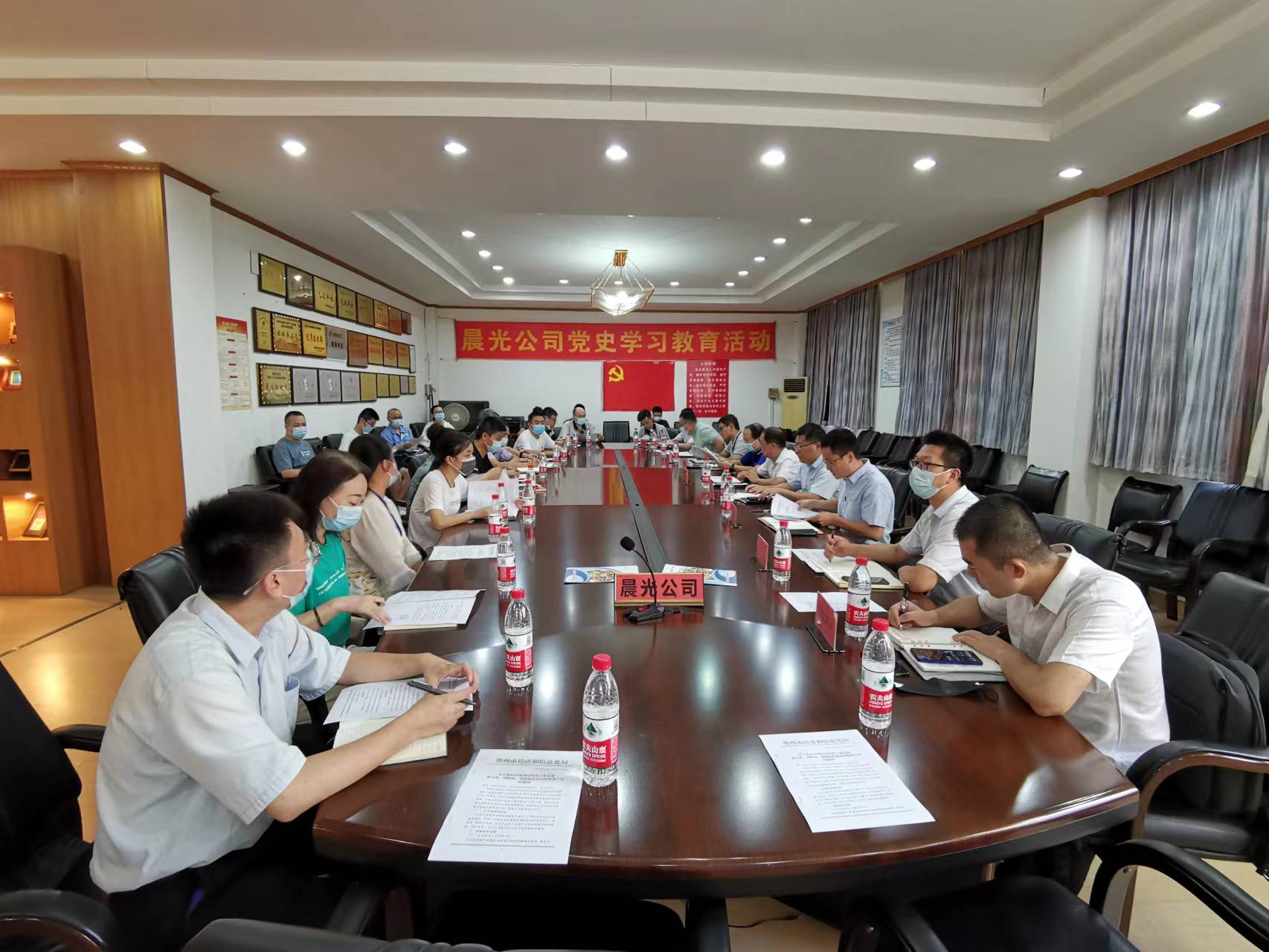 �����������¾�����˹��