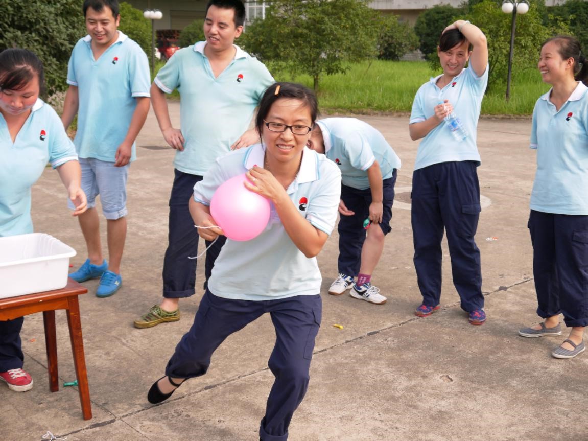 �����������¾�����˹��