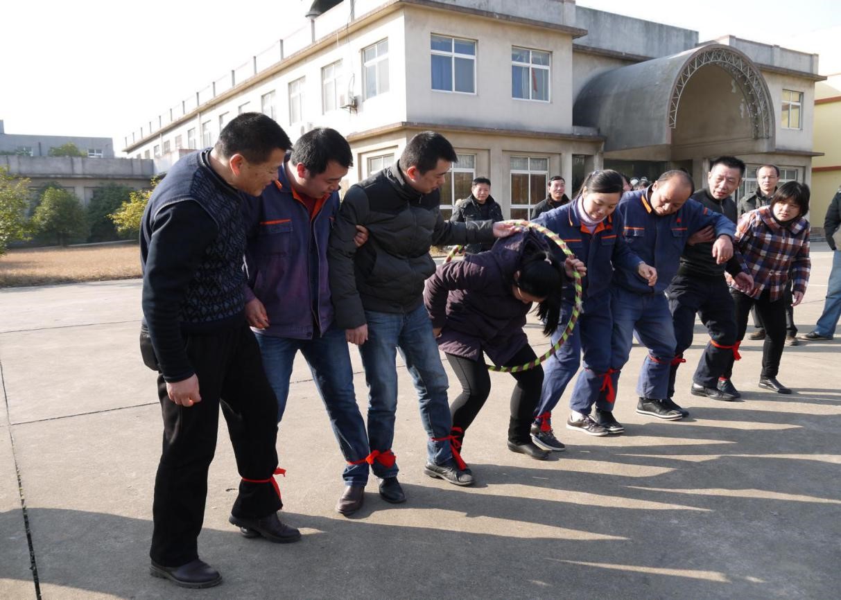 �����������¾�����˹��