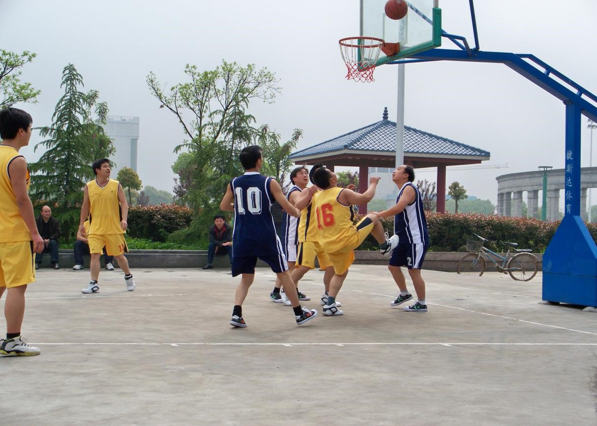 �����������¾�����˹��