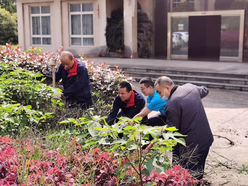 �����������¾�����˹��