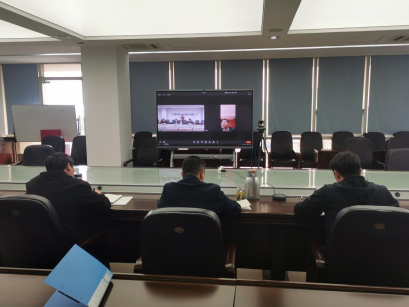 �����������¾�����˹��