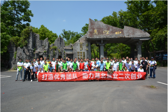 �����������¾�����˹��