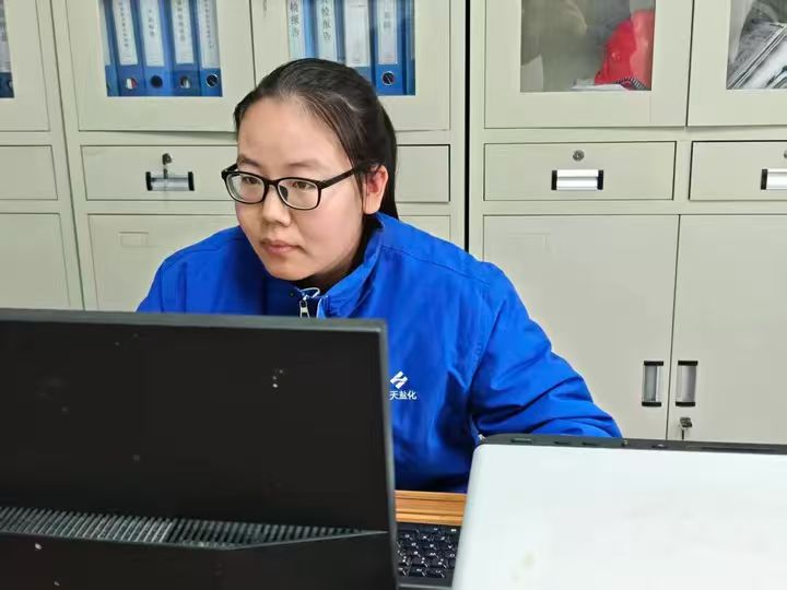 �����������¾�����˹��