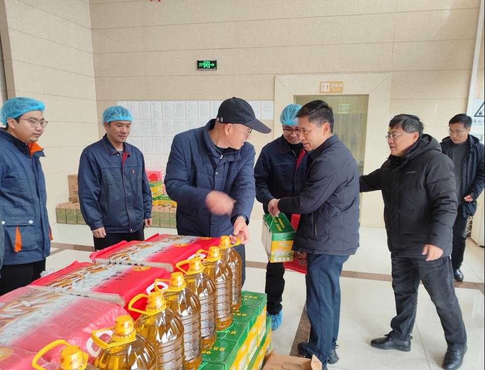 �����������¾�����˹��